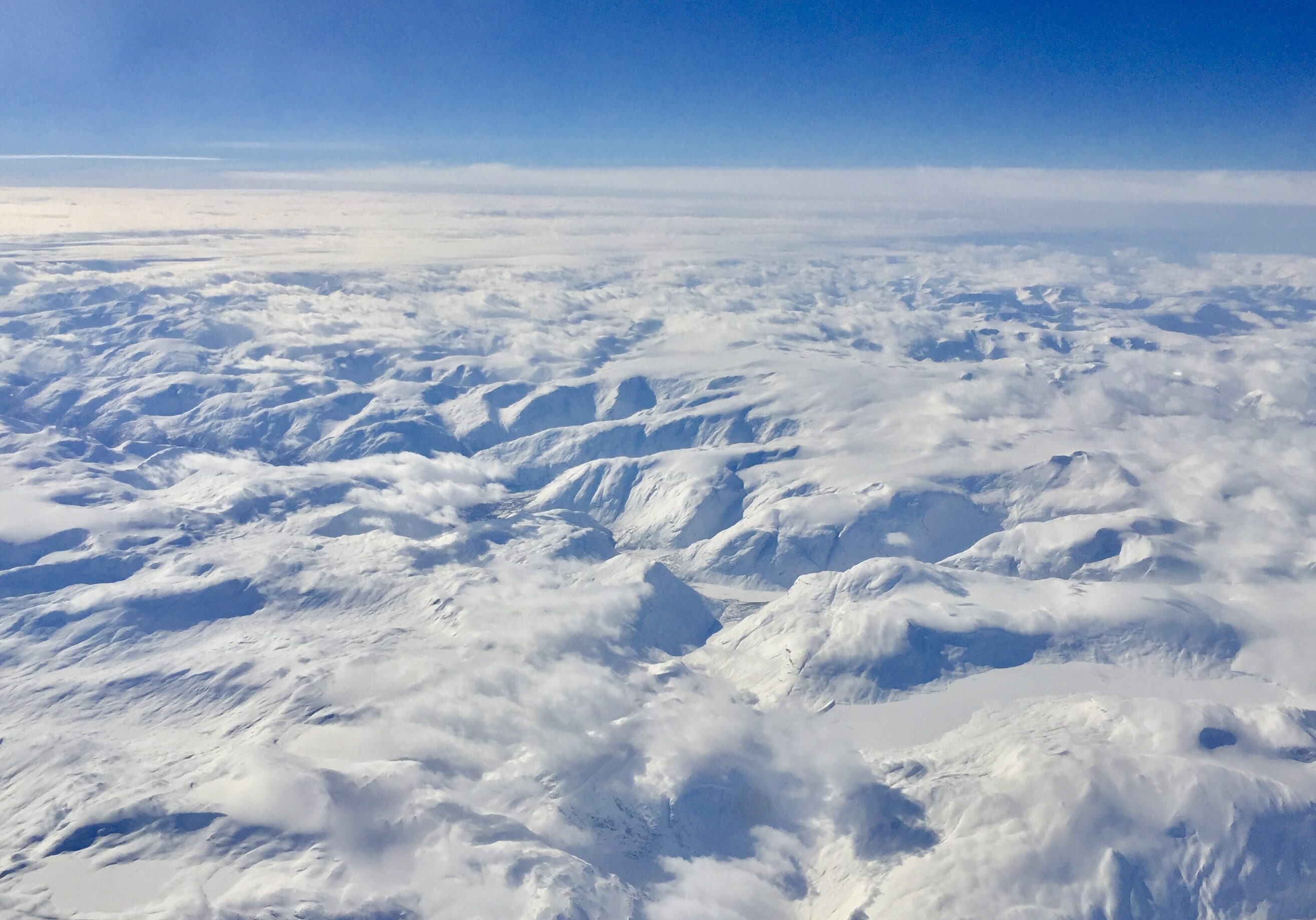 Jostedalen med Jostedalsbreen sett fra luften sør-vestover. 